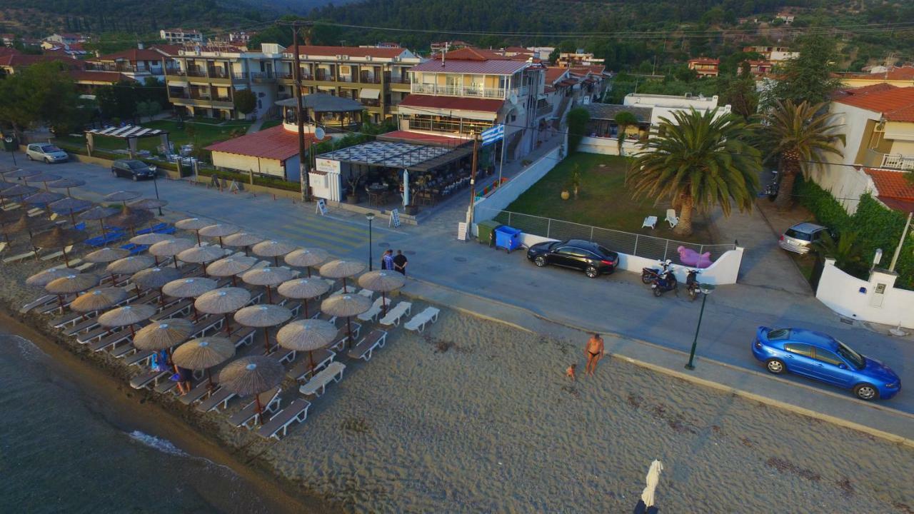 Meliton Inn Hotel & Suites By The Beach Neos Marmaras Exterior photo